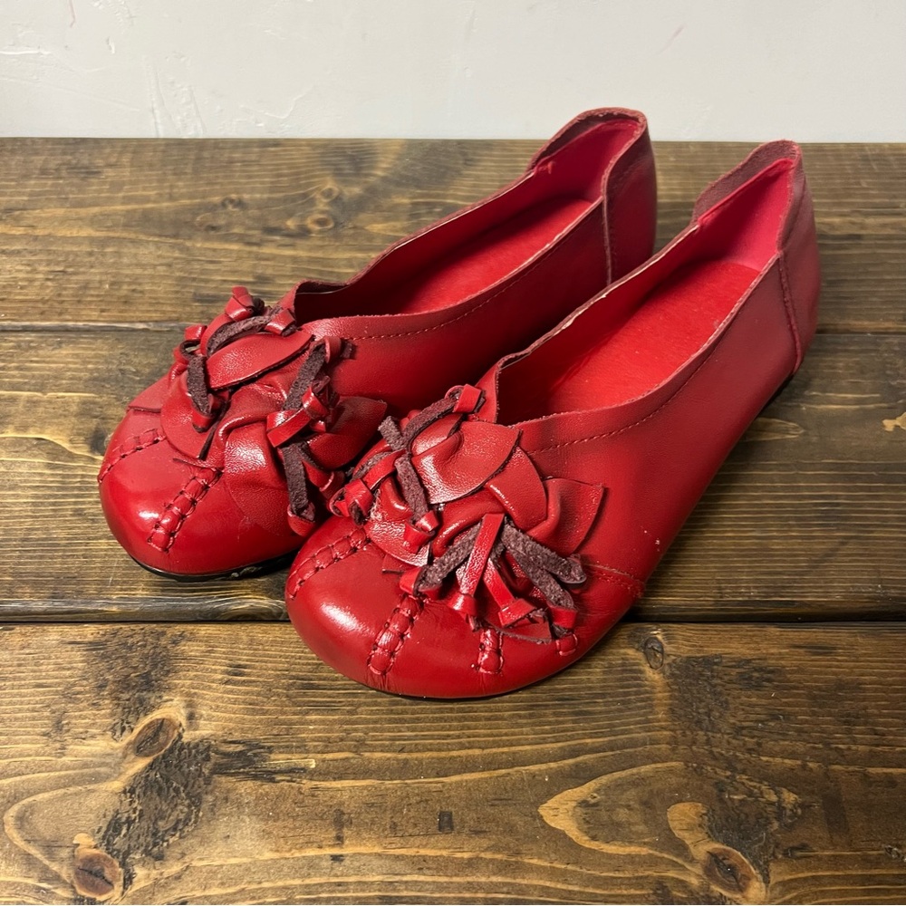 Autumn Women Flats Genuine Leather Shoes Women Casual Loafers Flower Flat Heel
